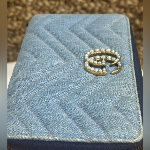 Gucci Marmont Light Distressed Denim Zip Around Wallet - Picture 8 of 11